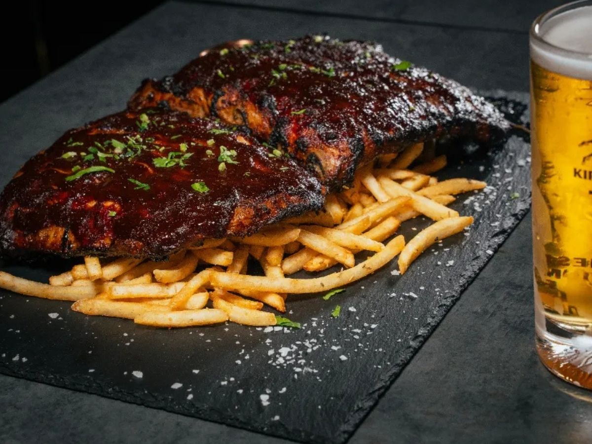 The 7 Days of Christmas at Dine with Elements